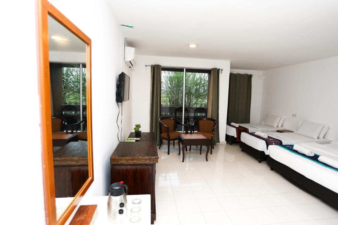 Pondok Muara Chalet Pantai Cenang  Eksteriør bilde